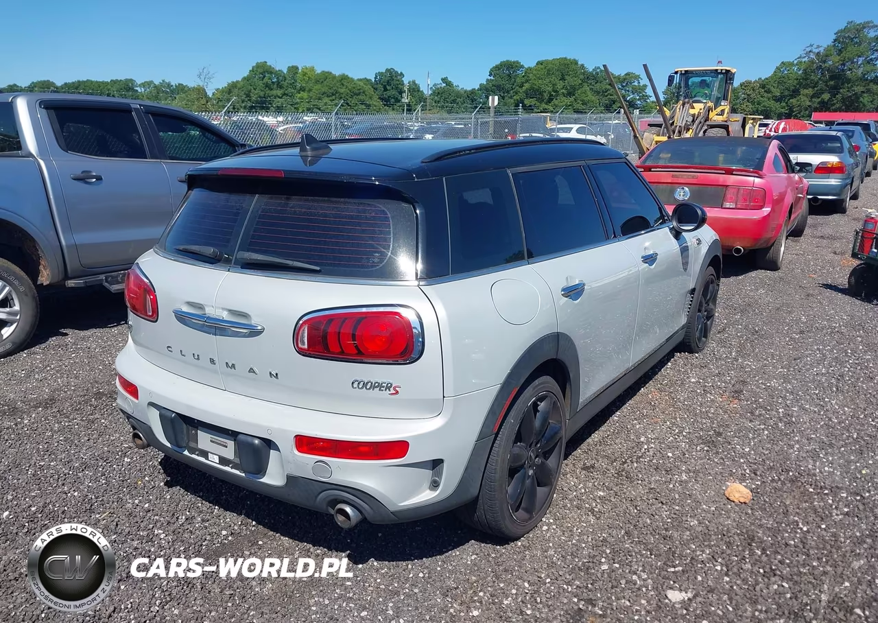 2018 Mini Clubman Cooper S VIN:WMWLN9C52J2E50927 - 4