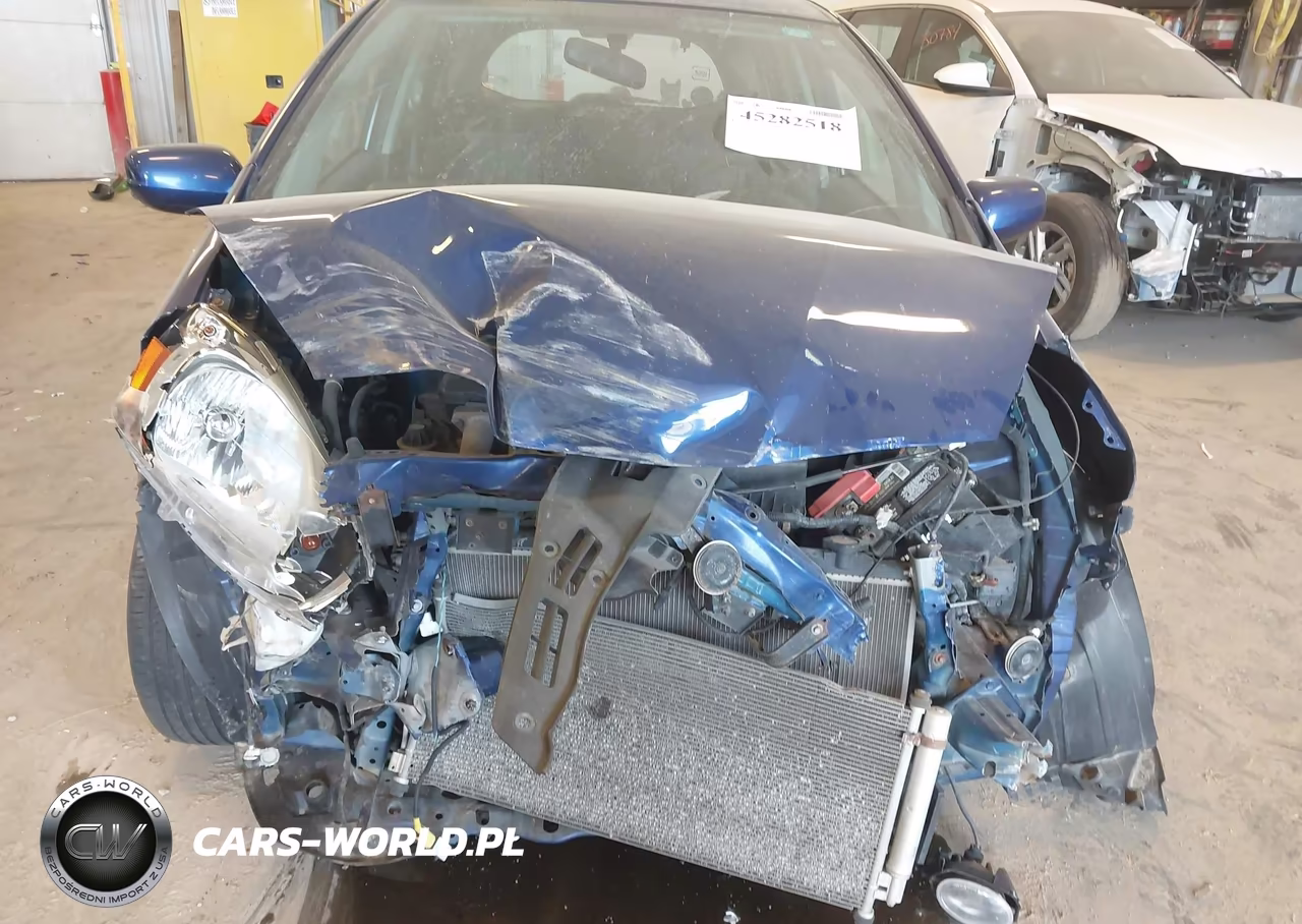 2009 Honda Fit Sport VIN:JHMGE88439S049053 - 12