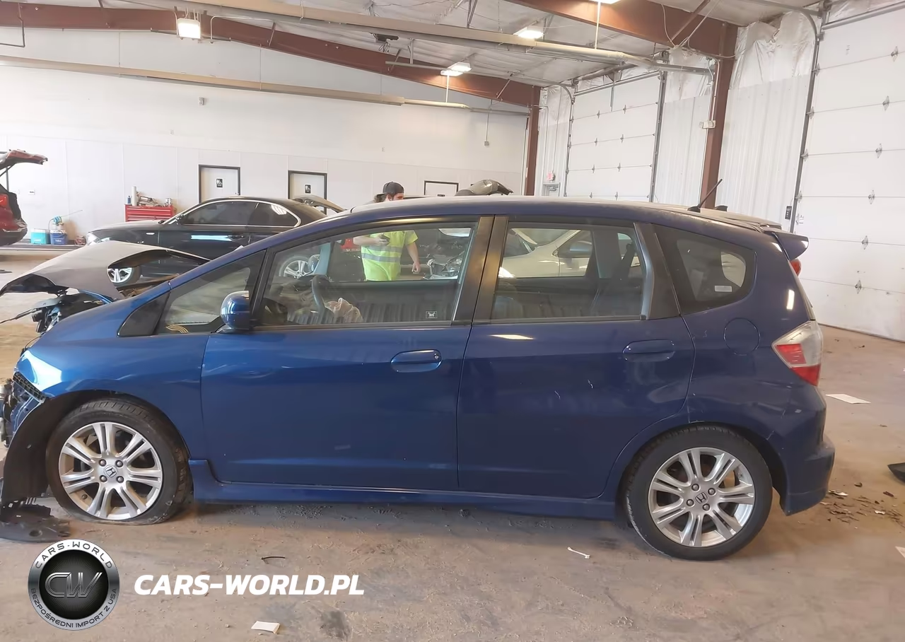 2009 Honda Fit Sport VIN:JHMGE88439S049053 - 14