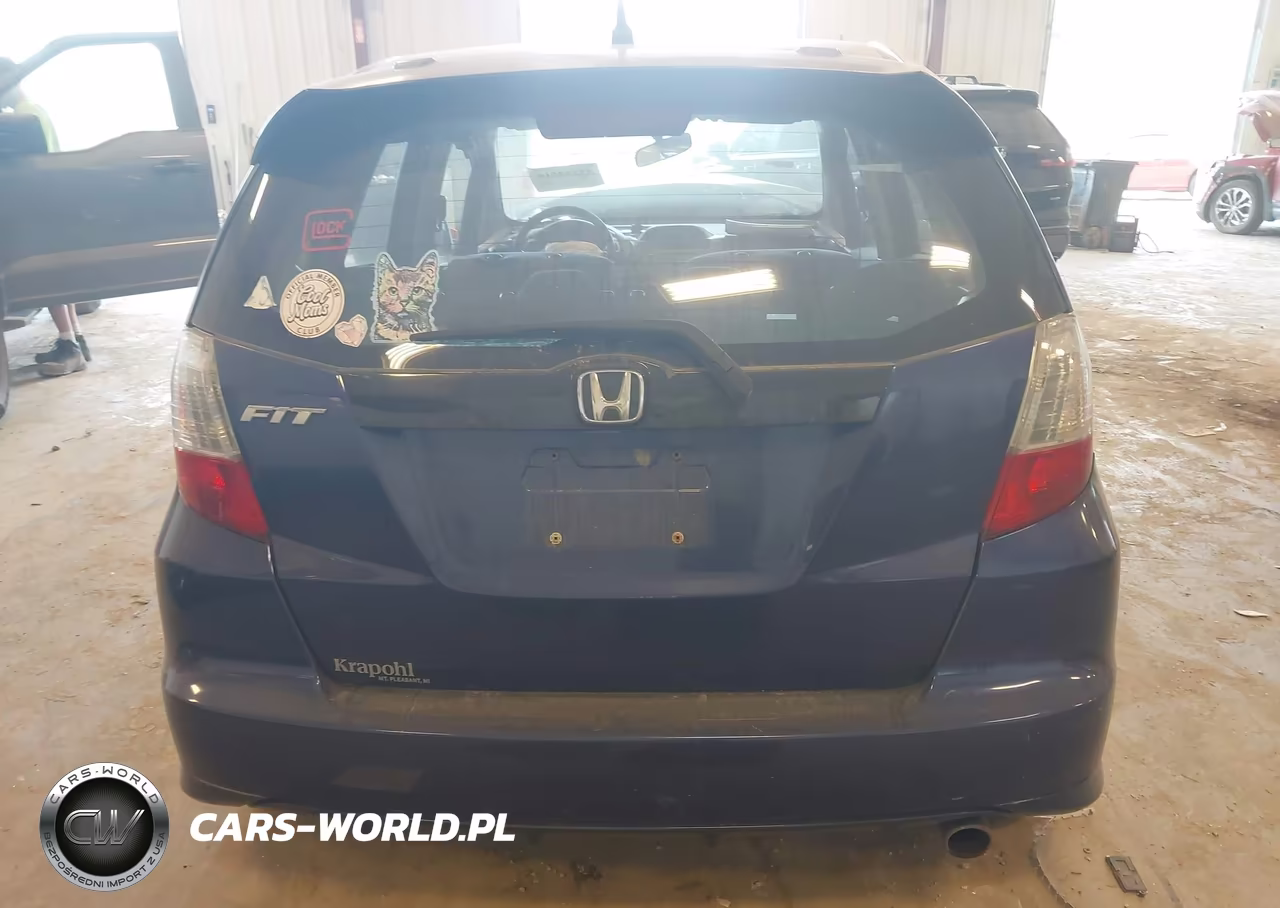 2009 Honda Fit Sport VIN:JHMGE88439S049053 - 16