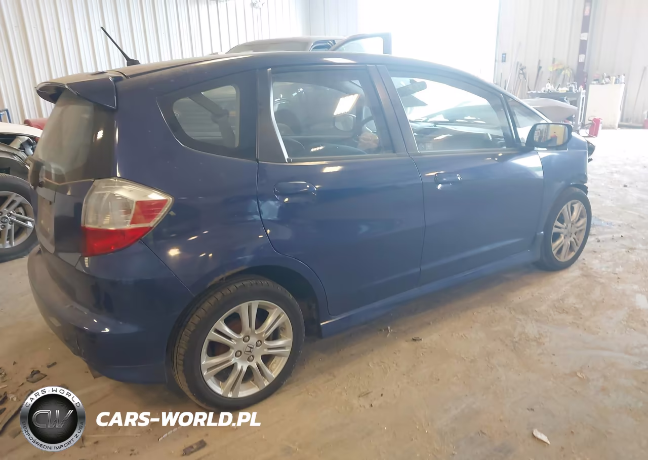 2009 Honda Fit Sport VIN:JHMGE88439S049053 - 4
