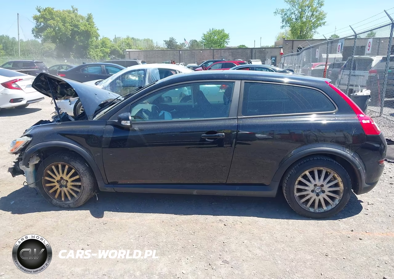 2011 Volvo C30 VIN:YV1672MKXB2224052 - 15