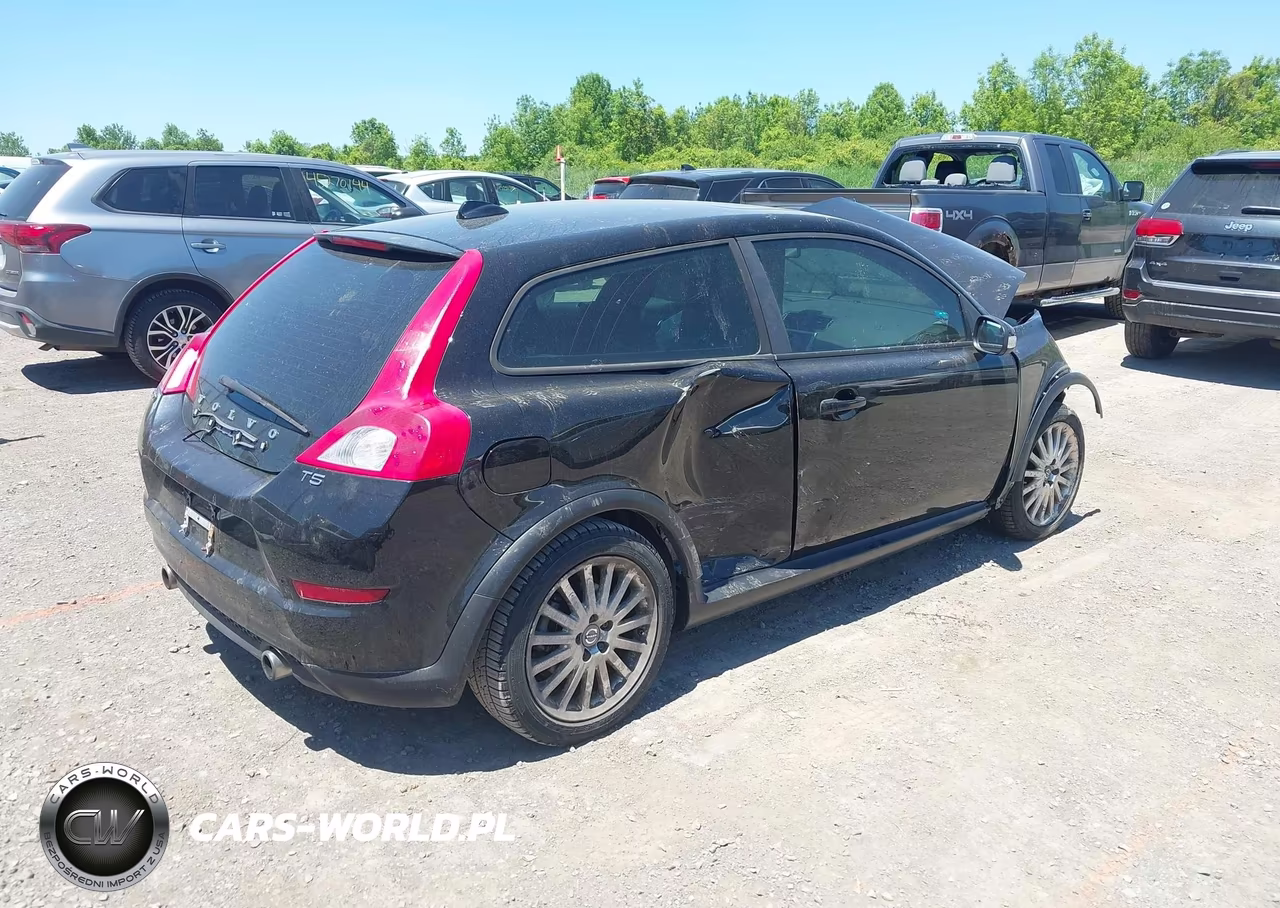 2011 Volvo C30 VIN:YV1672MKXB2224052 - 4