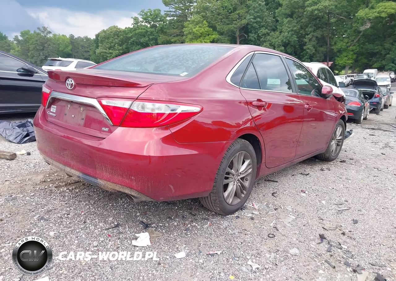2016 Toyota Camry Se VIN:4T1BF1FK6GU500152 - 4