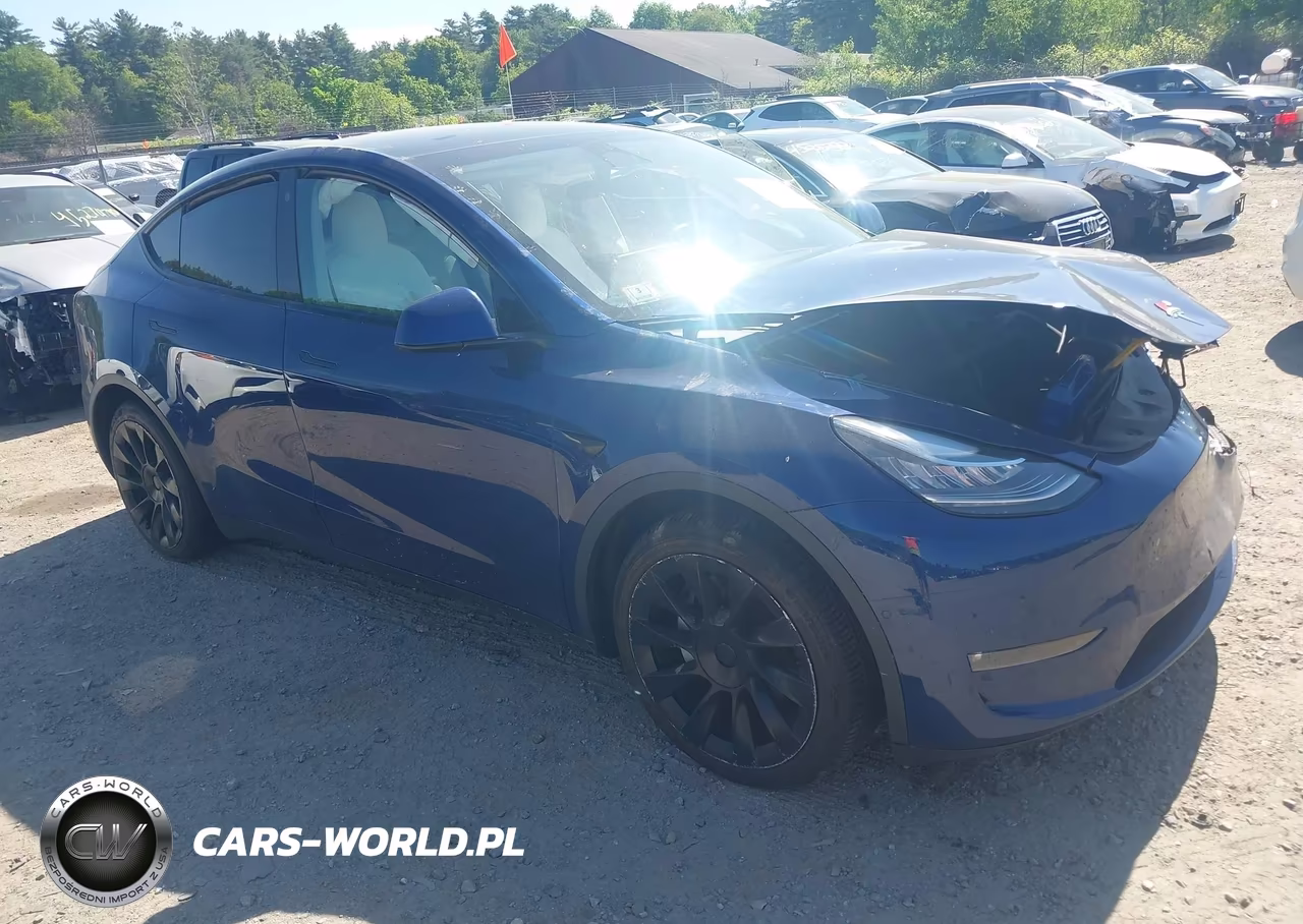 2022 Tesla Model Y Long Range Dual Motor All-Wheel Drive – zdjęcie 1 z 16
