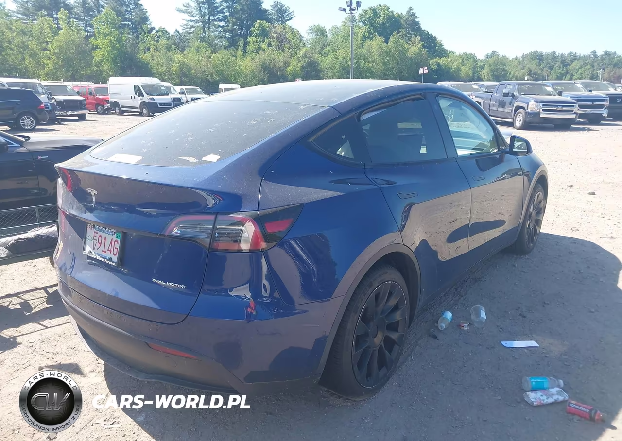 2022 Tesla Model Y Long Range Dual Motor All-Wheel Drive VIN:7SAYGAEE4NF314416 - 4