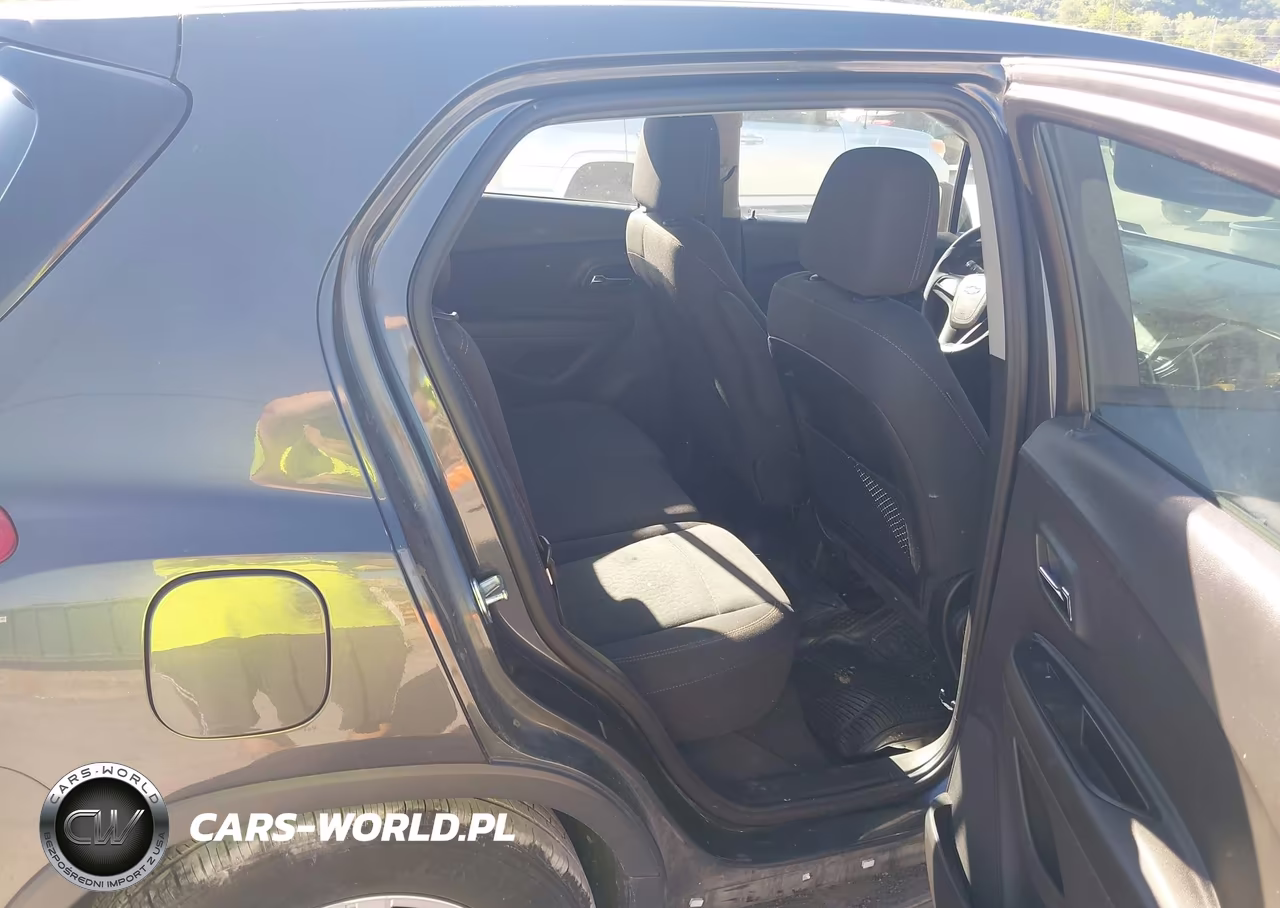 2019 Chevrolet Trax Ls VIN:3GNCJKSB0KL403221 - 8
