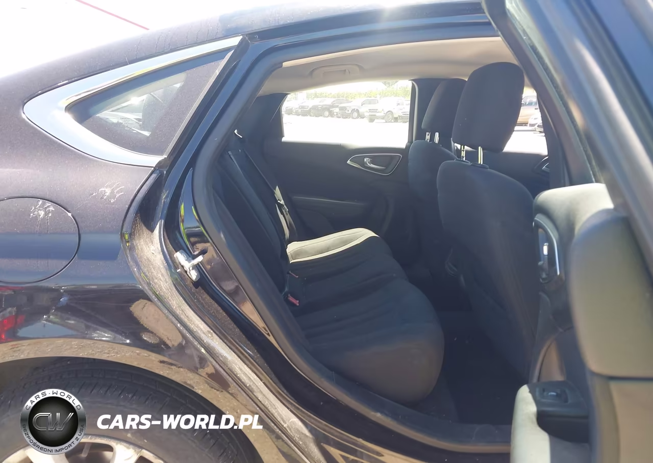2015 Chrysler 200 Limited VIN:1C3CCCAB8FN571869 - 8