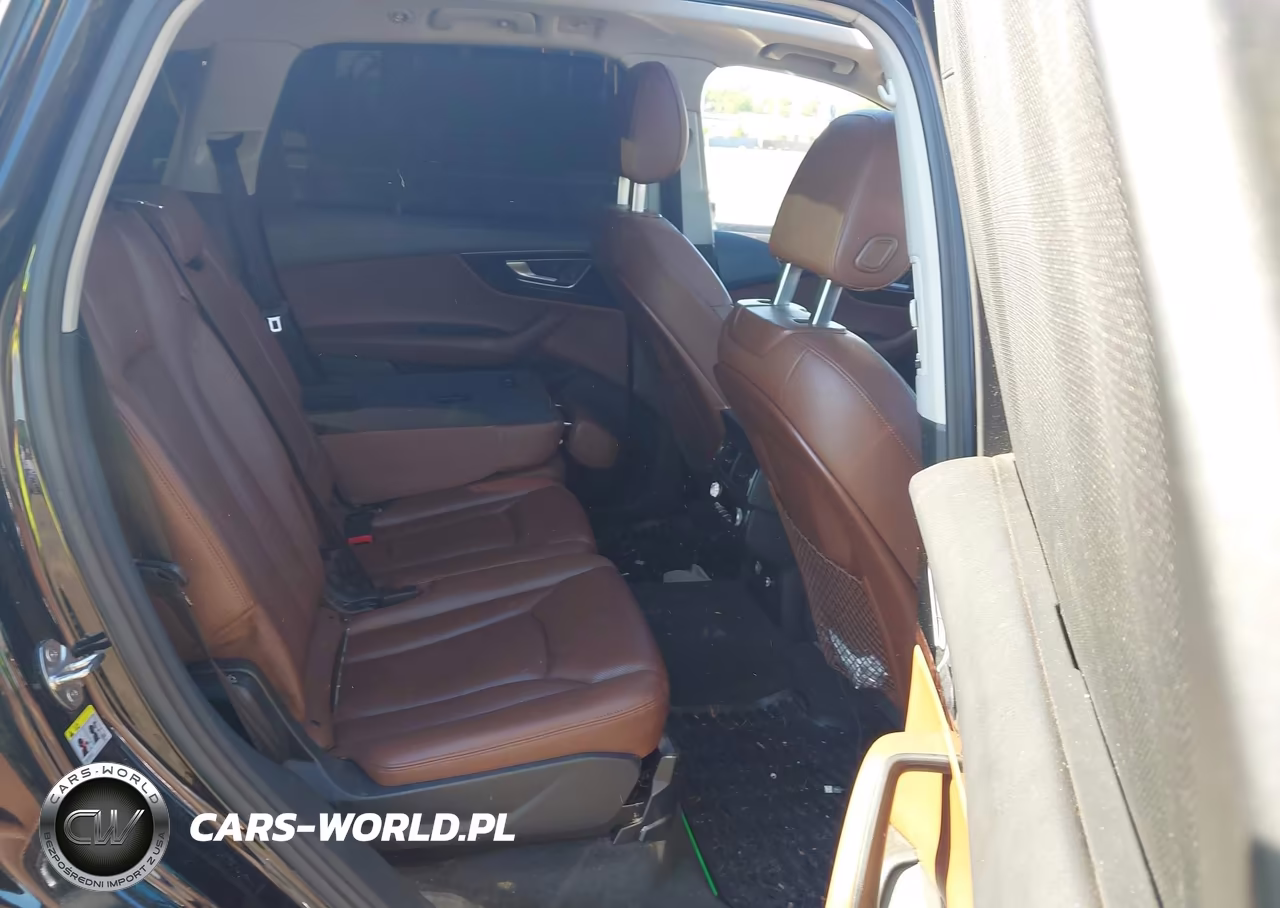 2018 Audi Q7 3.0T Premium VIN:WA1VAAF70JD026714 - 8