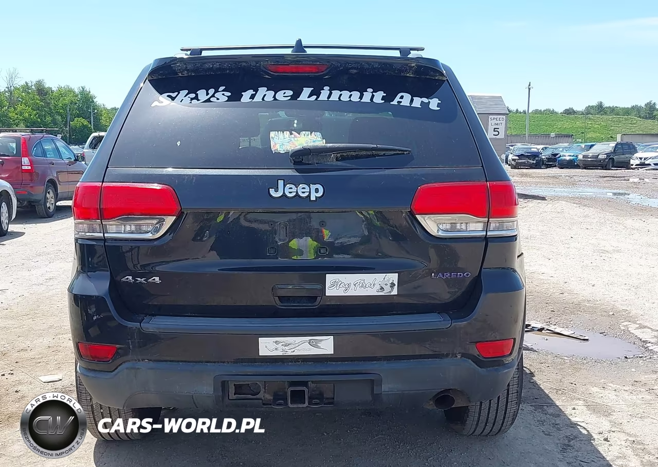 2015 Jeep Grand Cherokee Laredo VIN:1C4RJFAG4FC103335 - 15