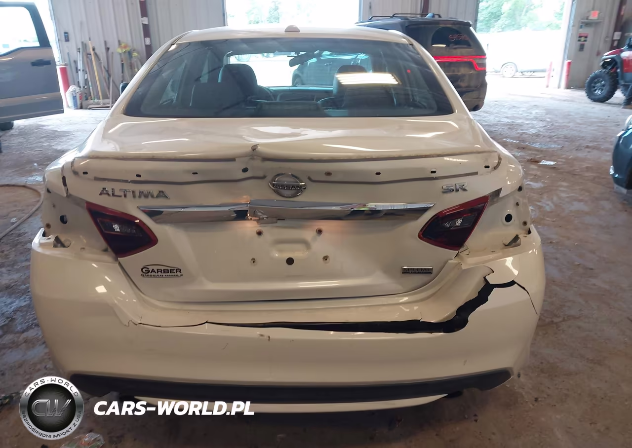 2018 Nissan Altima 2.5 Sr VIN:1N4AL3AP1JC276069 - 16