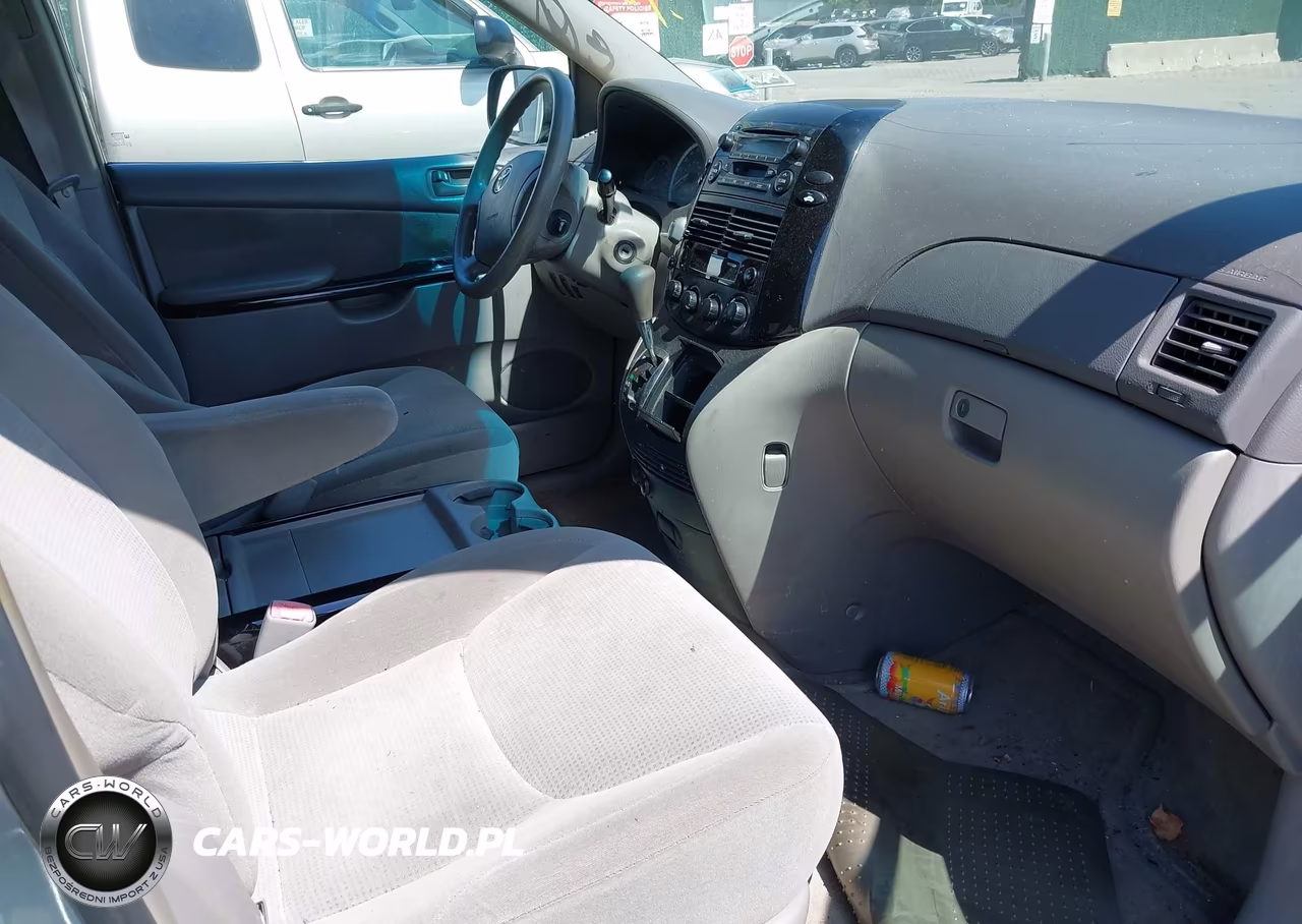 2005 Toyota Sienna Le 7 Passenger VIN:5TDZA23C05S295871 - 5
