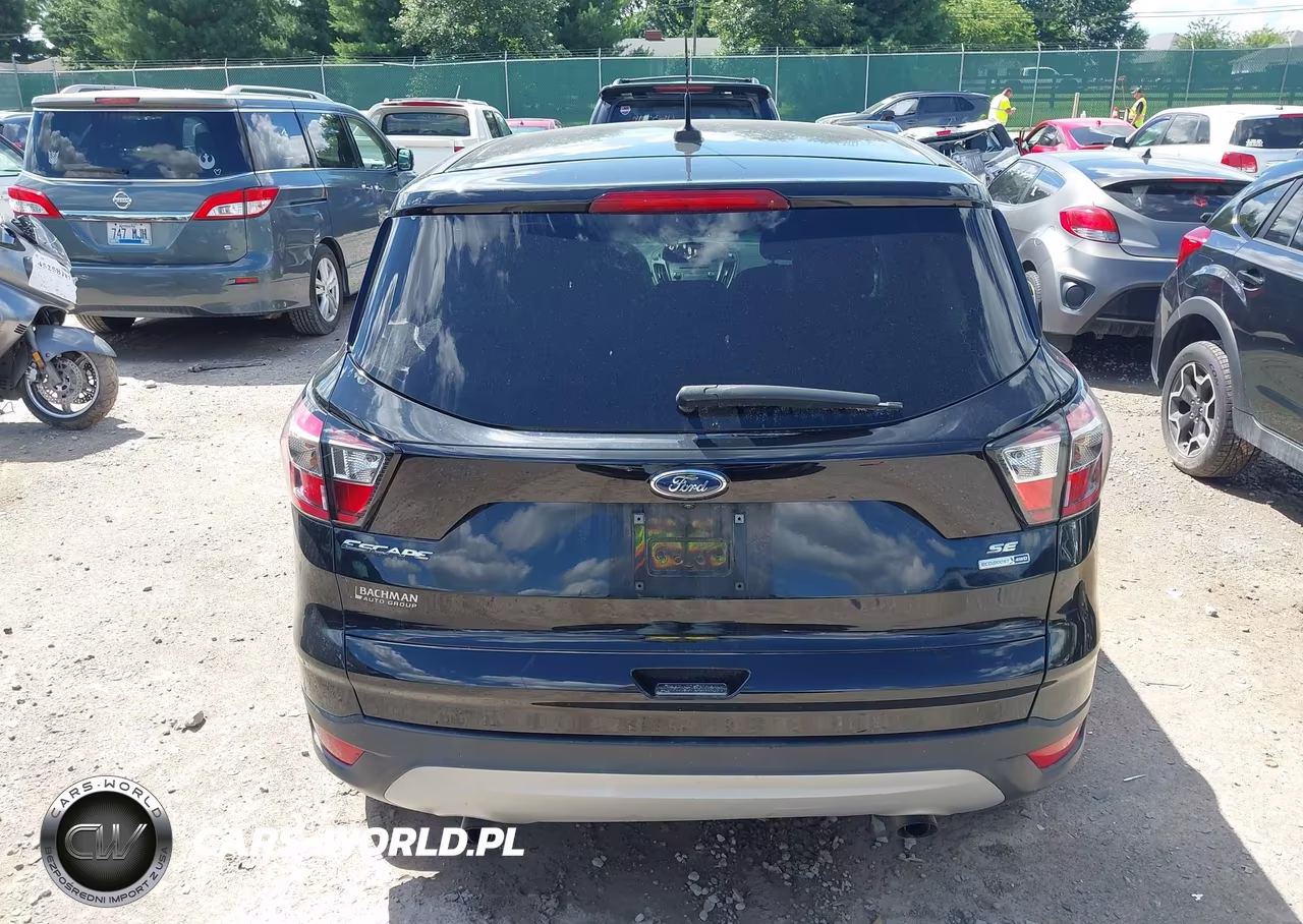 2017 Ford Escape Se VIN:1FMCU9GD6HUE49083 - 16