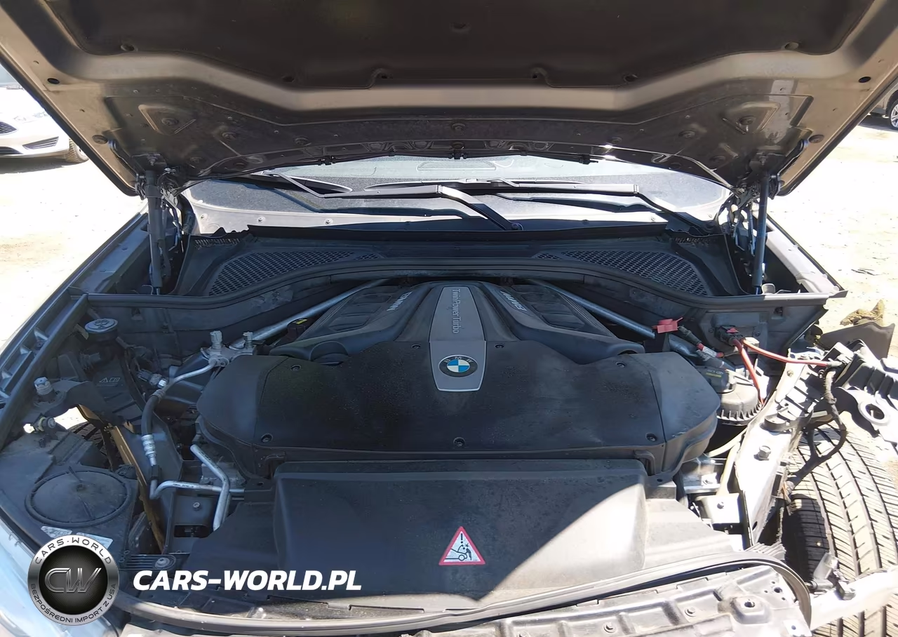 2017 BMW X5 xDrive50I VIN:5UXKR6C5XH0J84740 - 10