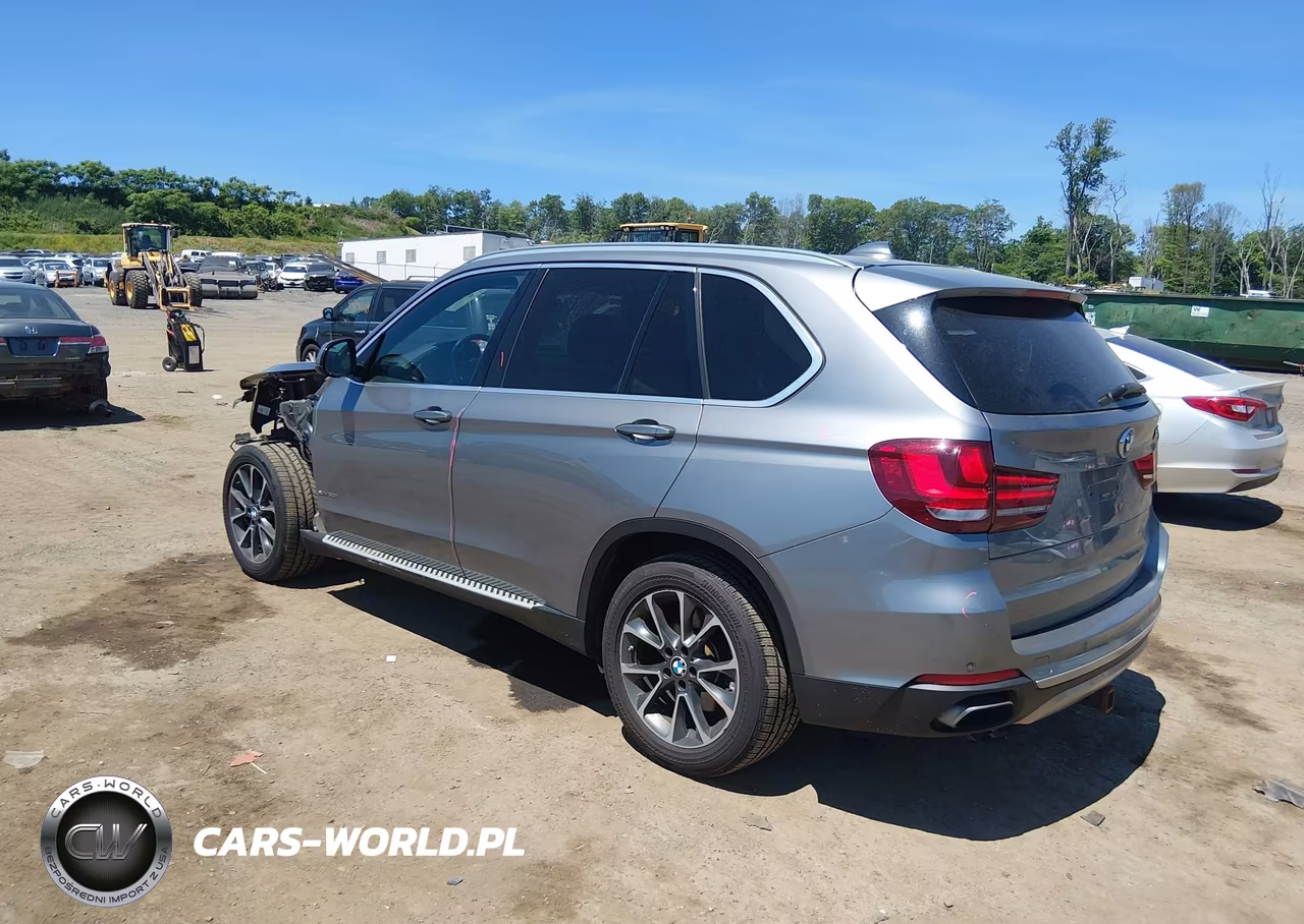 2017 BMW X5 xDrive50I VIN:5UXKR6C5XH0J84740 - 3