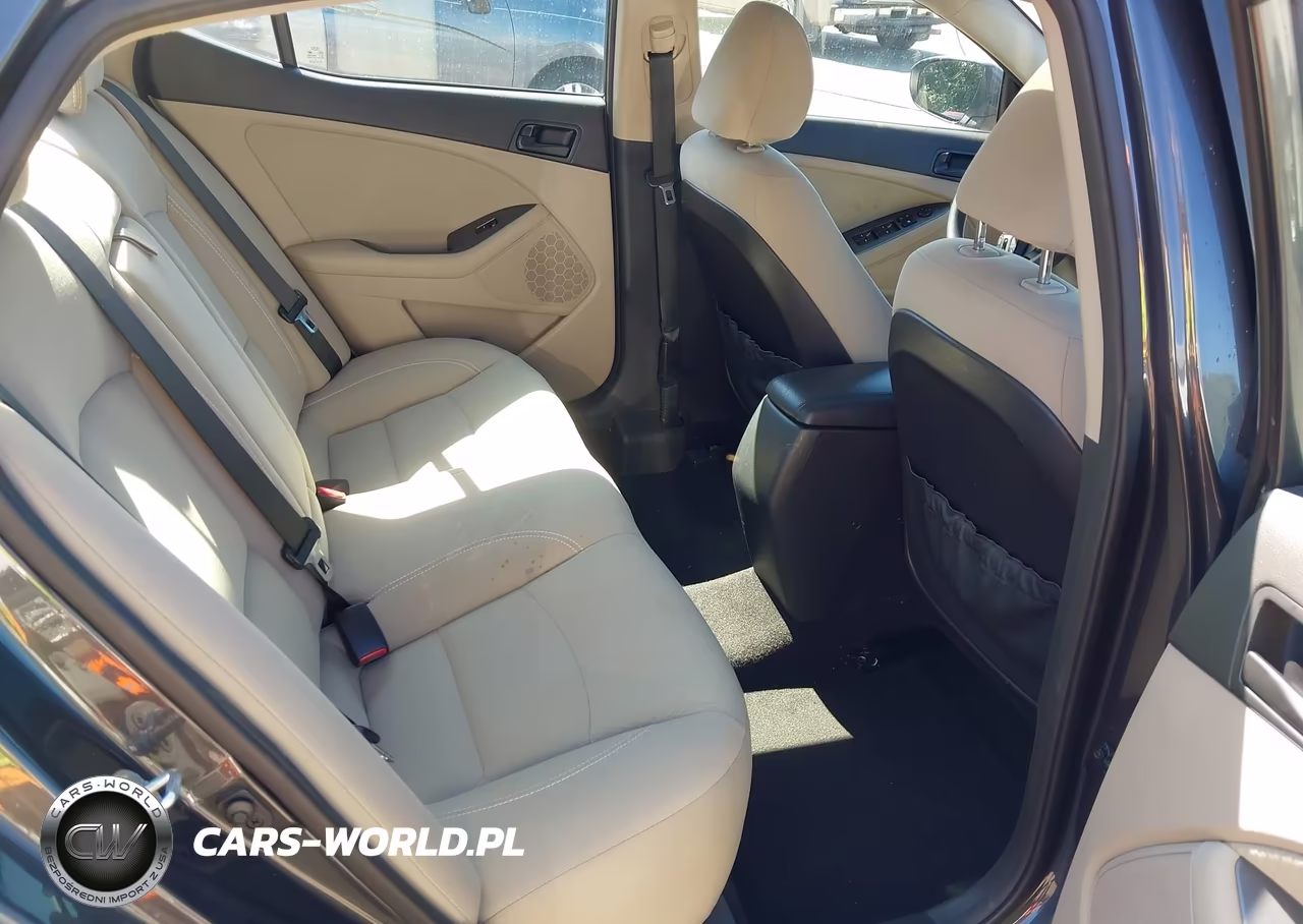 2015 Kia Optima Lx VIN:5XXGM4A76FG500600 - 8