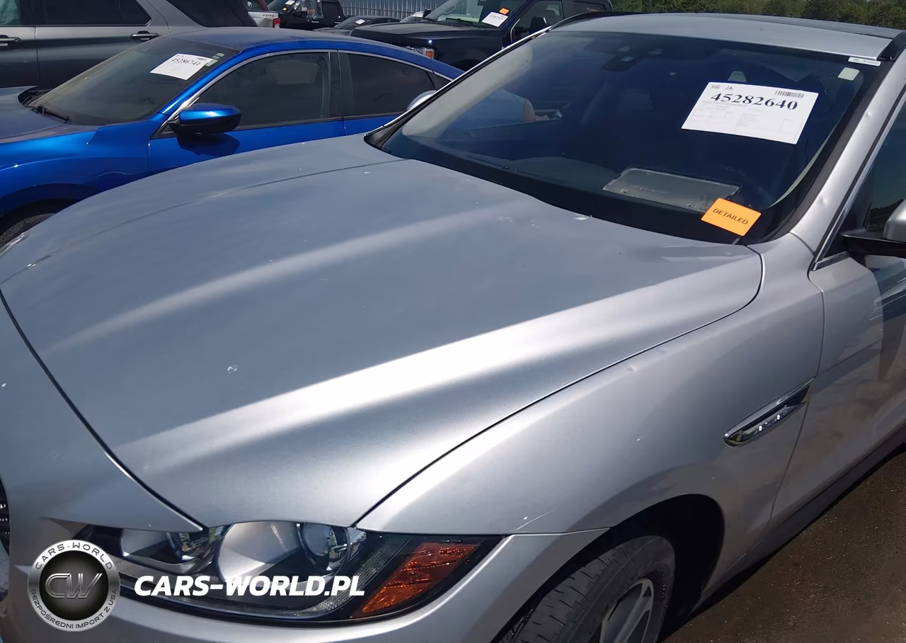 2019 Jaguar F-Pace 25T Premium VIN:SADCJ2FX4KA396221 - 6