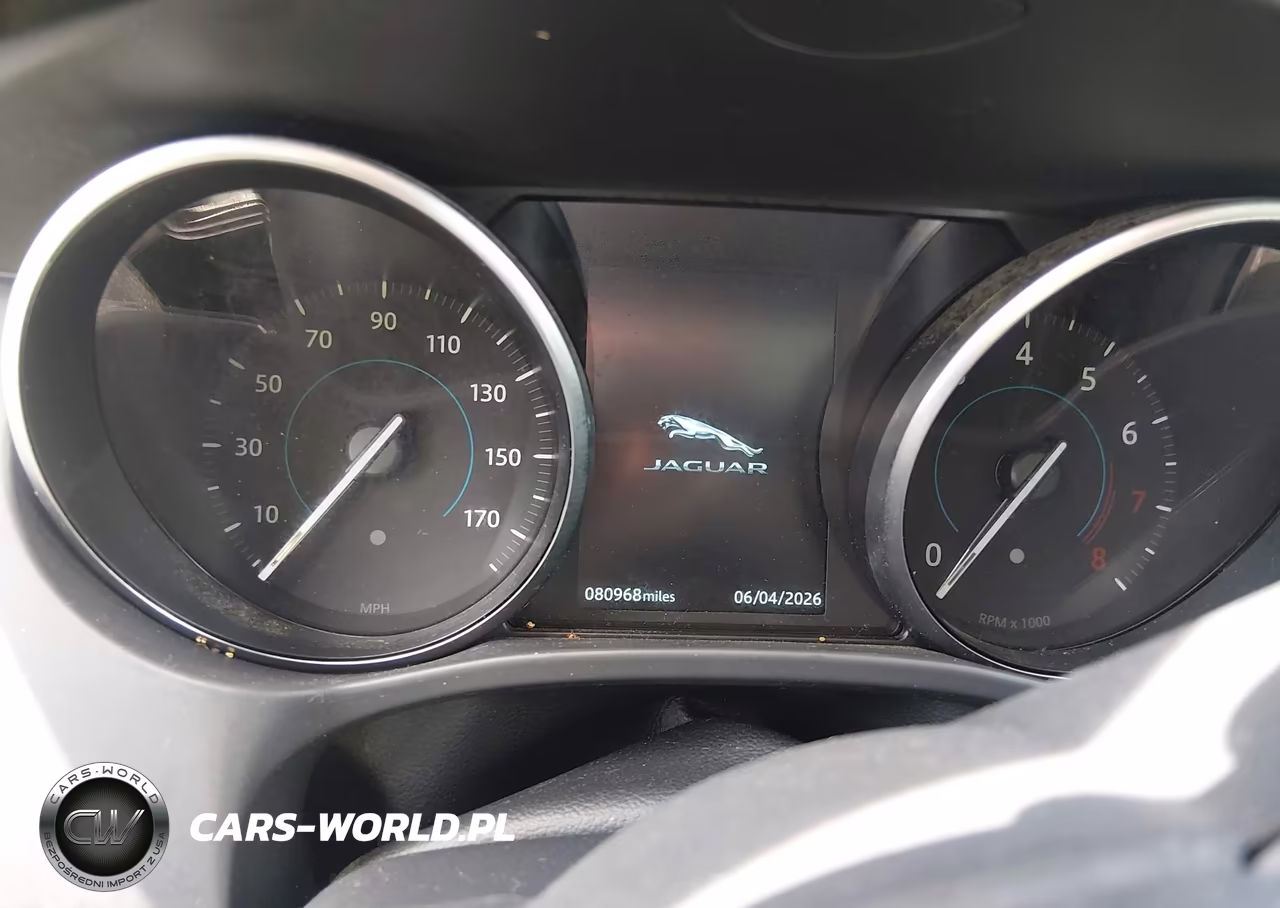 2019 Jaguar F-Pace 25T Premium VIN:SADCJ2FX4KA396221 - 7