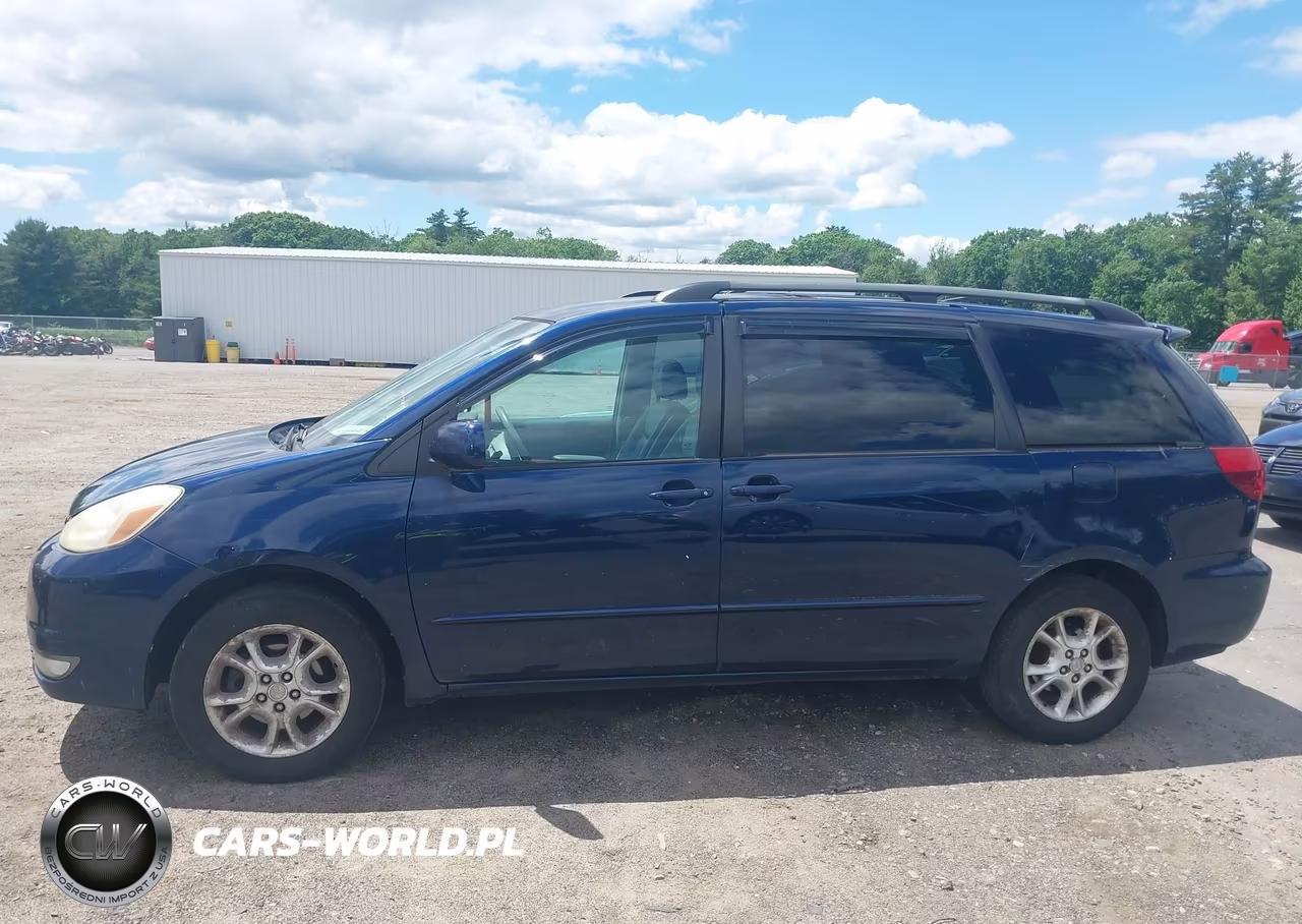 2005 Toyota Sienna Xle VIN:5TDBA22C95S051929 - 13