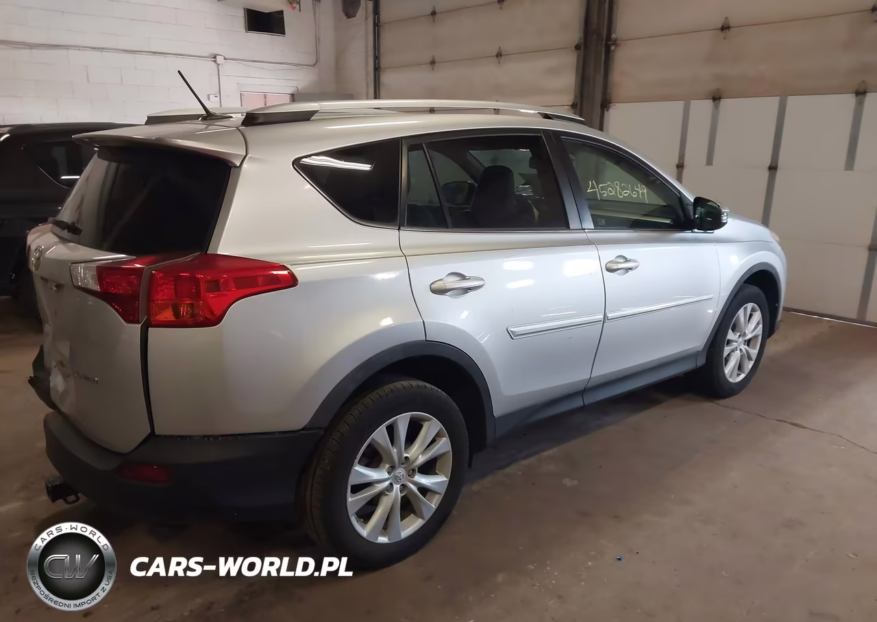 2015 Toyota Rav4 Limited VIN:2T3YFREV2FW231576 - 4