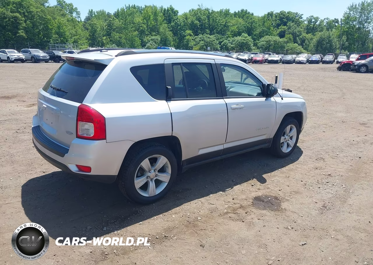 2011 Jeep Compass VIN:1J4NF1FBXBD188874 - 4