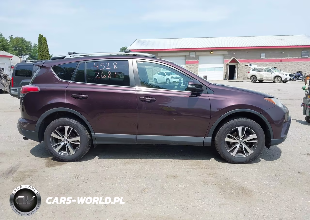 2017 Toyota Rav4 Xle VIN:2T3RFREV6HW670304 - 13