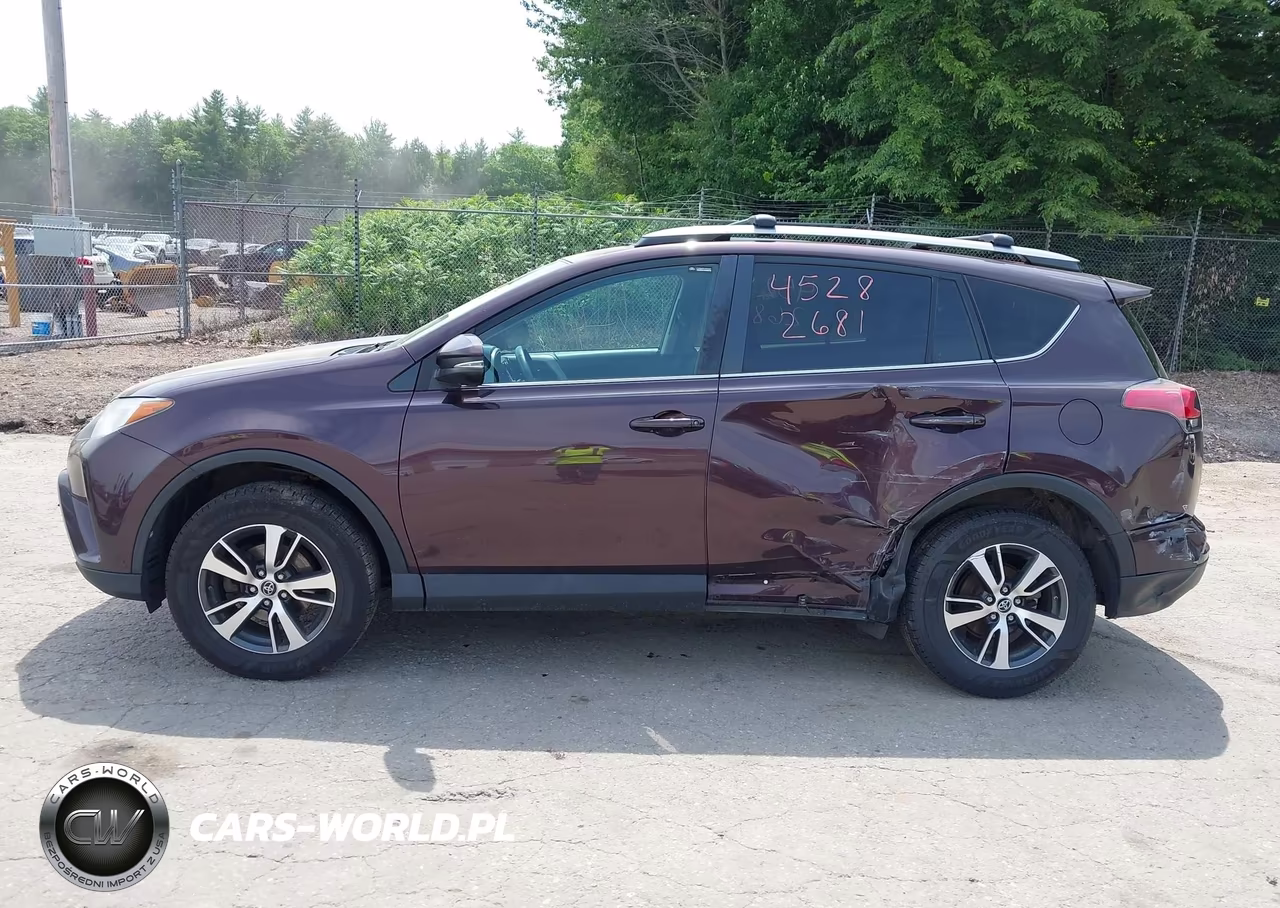 2017 Toyota Rav4 Xle VIN:2T3RFREV6HW670304 - 14