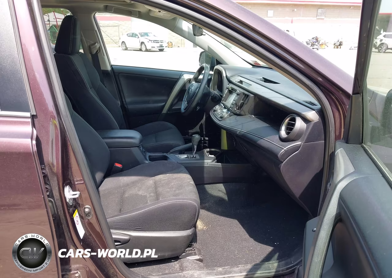 2017 Toyota Rav4 Xle VIN:2T3RFREV6HW670304 - 5