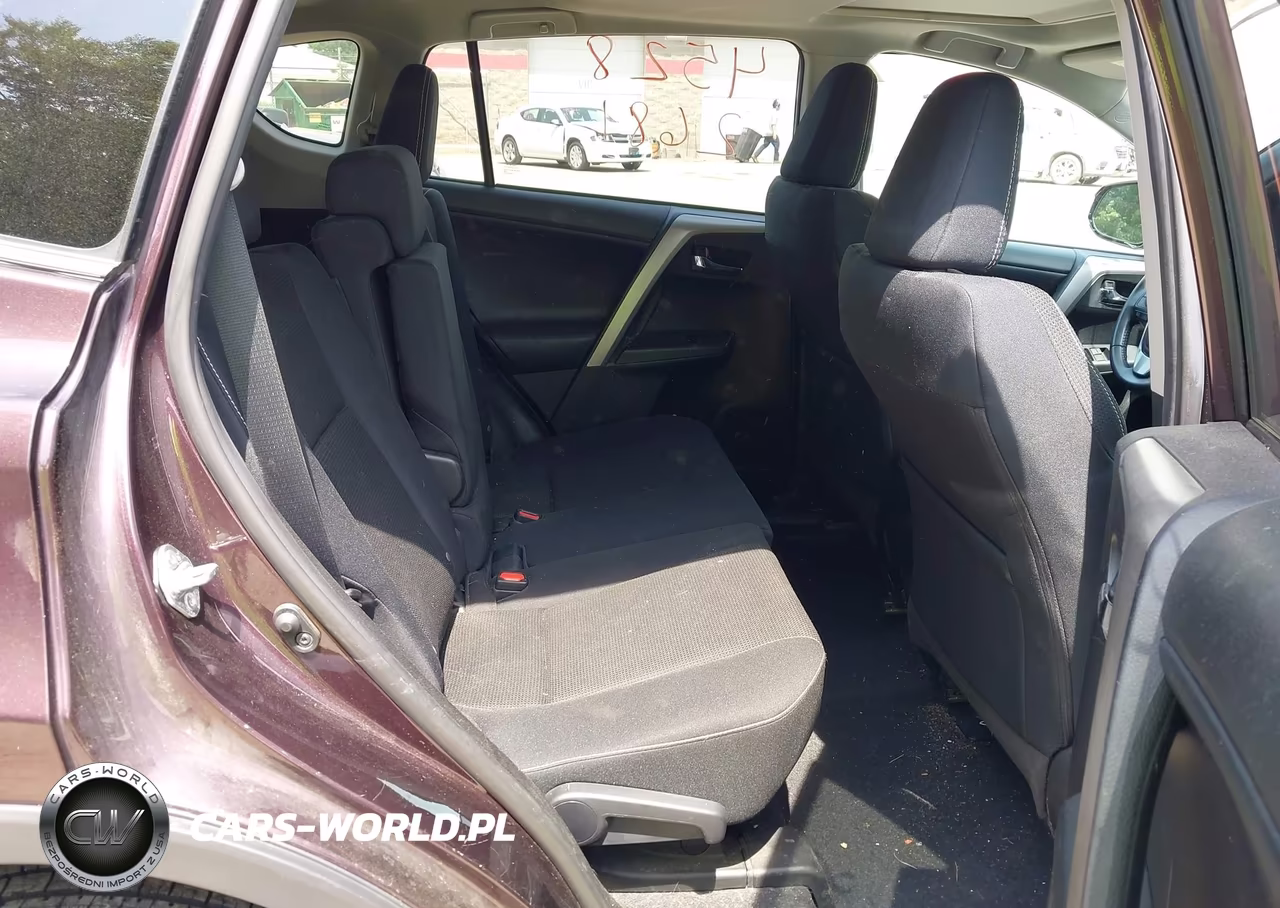 2017 Toyota Rav4 Xle VIN:2T3RFREV6HW670304 - 8