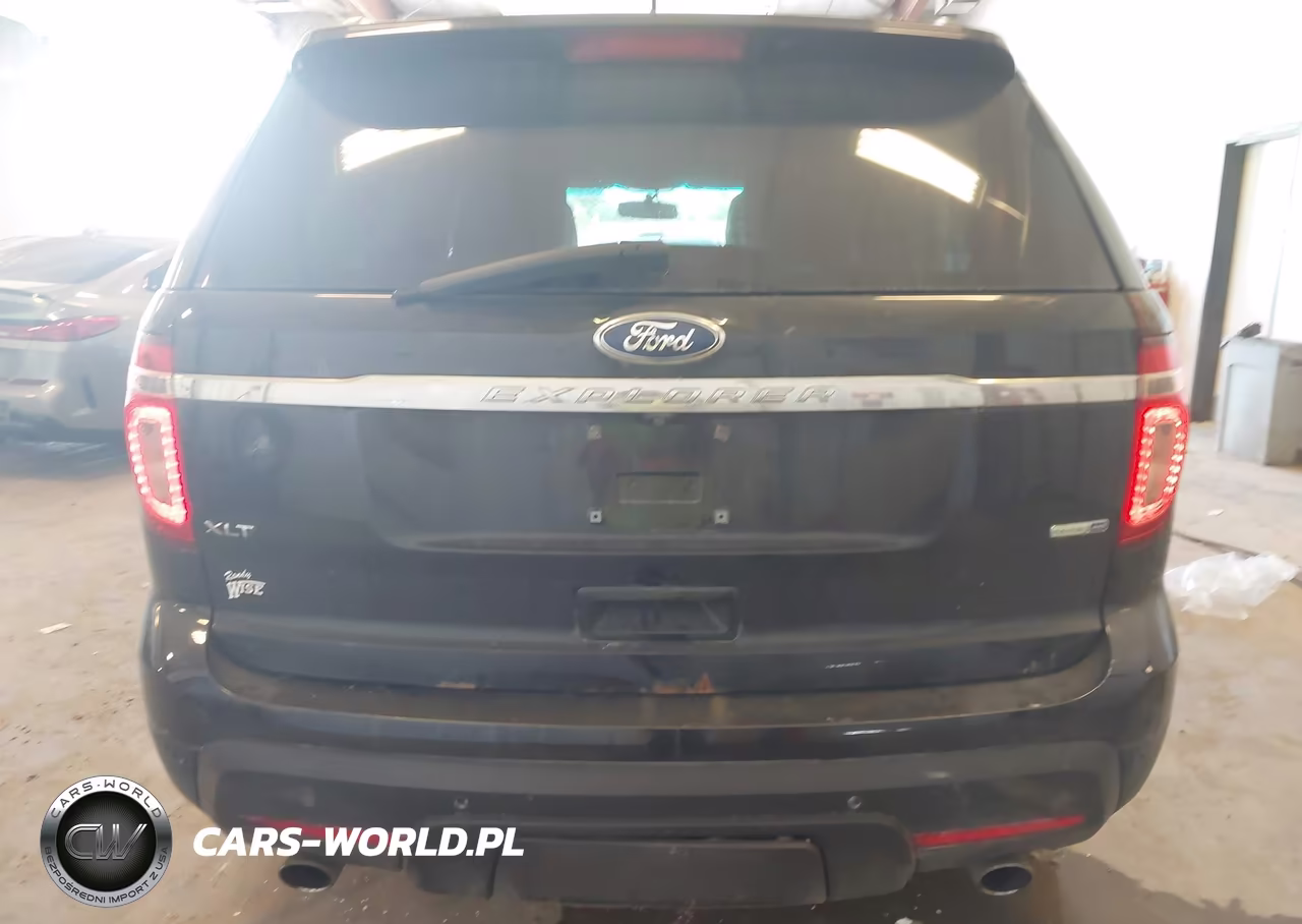 2015 Ford Explorer Xlt VIN:1FM5K8D80FGA67093 - 16