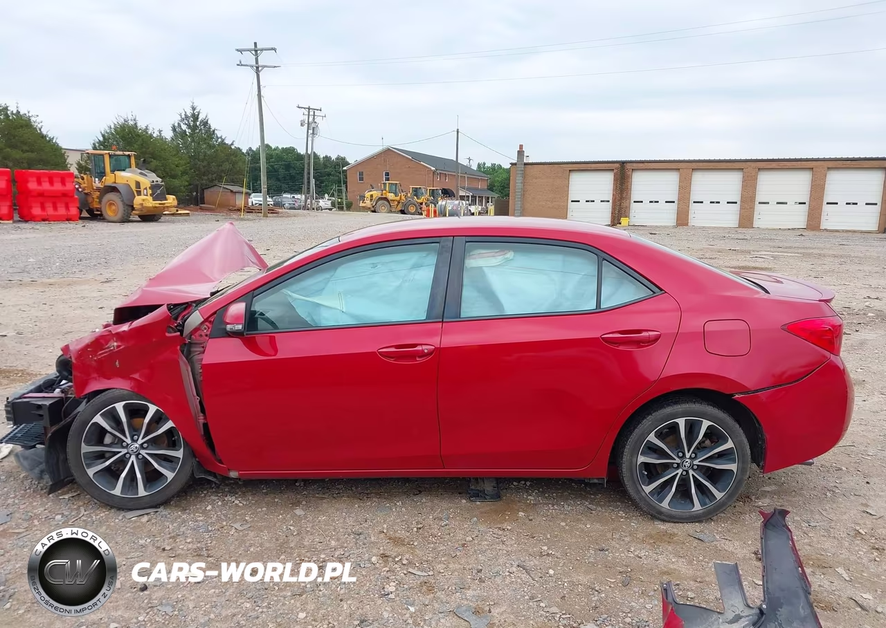 2018 Toyota Corolla Se VIN:5YFBURHE7JP822898 - 14