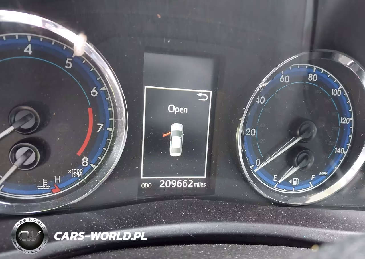 2018 Toyota Corolla Se VIN:5YFBURHE7JP822898 - 15