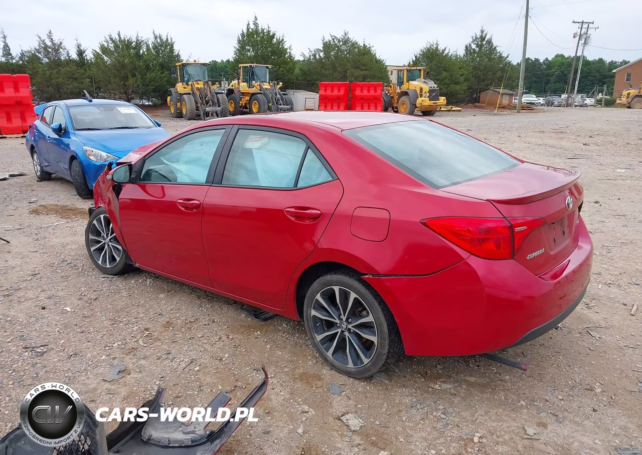 2018 Toyota Corolla Se VIN:5YFBURHE7JP822898 - 3