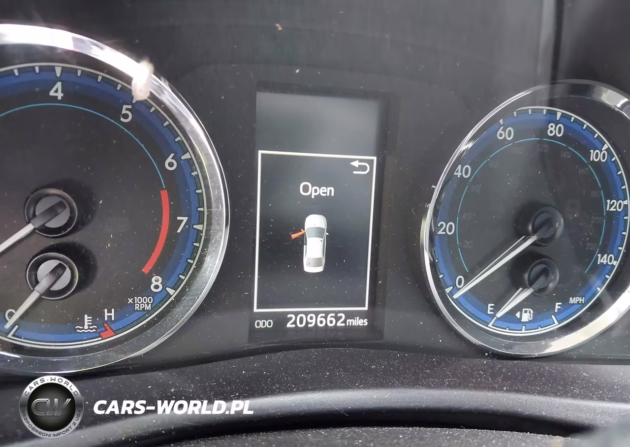 2018 Toyota Corolla Se VIN:5YFBURHE7JP822898 - 7
