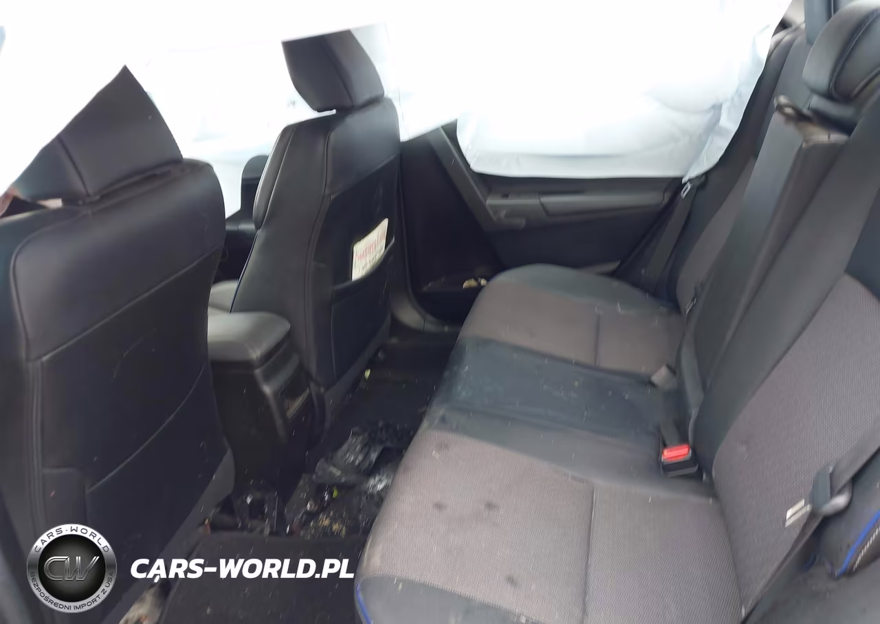 2018 Toyota Corolla Se VIN:5YFBURHE7JP822898 - 8