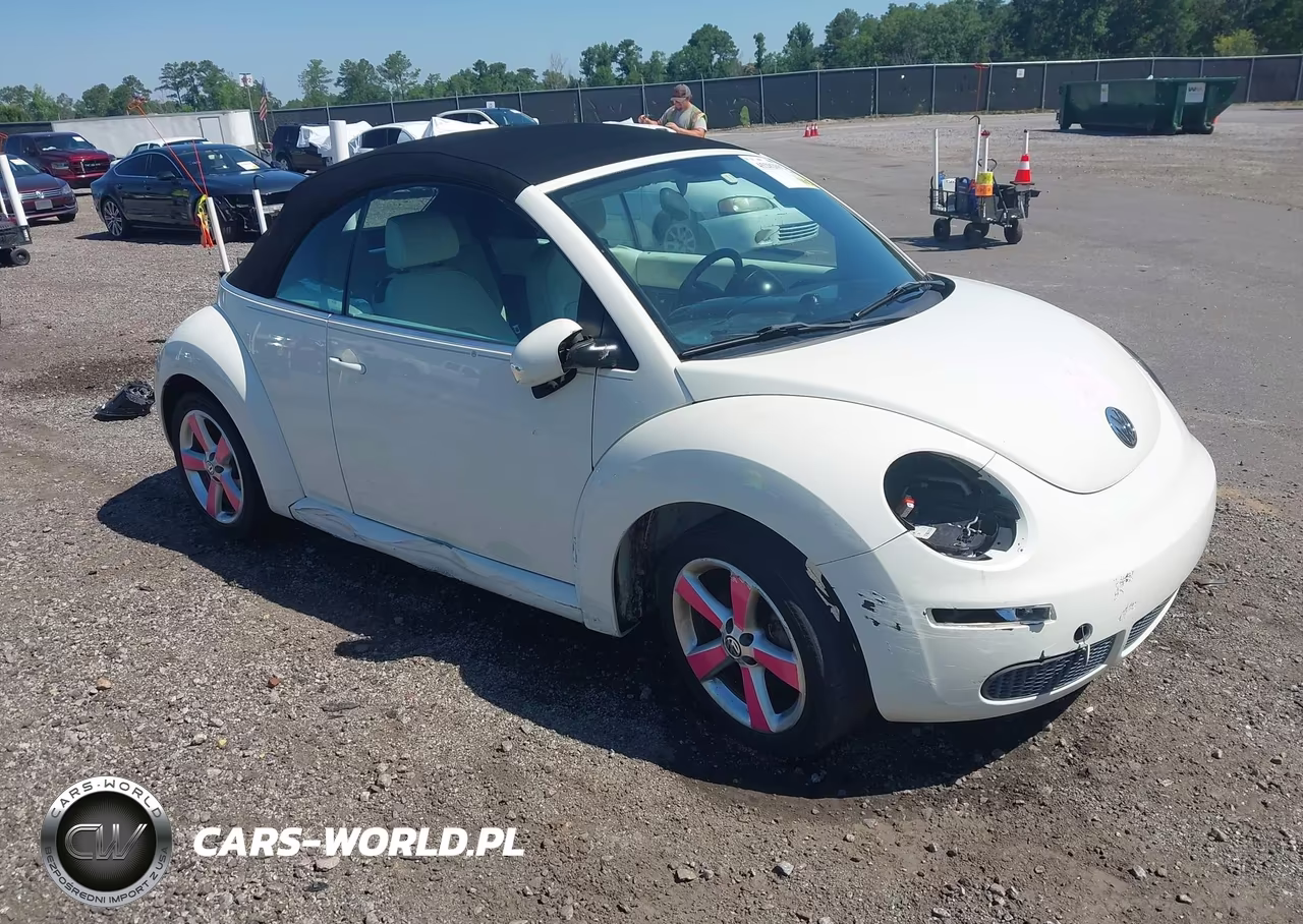2007 Volkswagen New Beetle Triple White