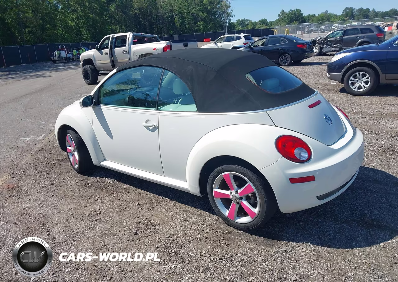 2007 Volkswagen New Beetle Triple White VIN:3VWFF31Y97M423582 - 3