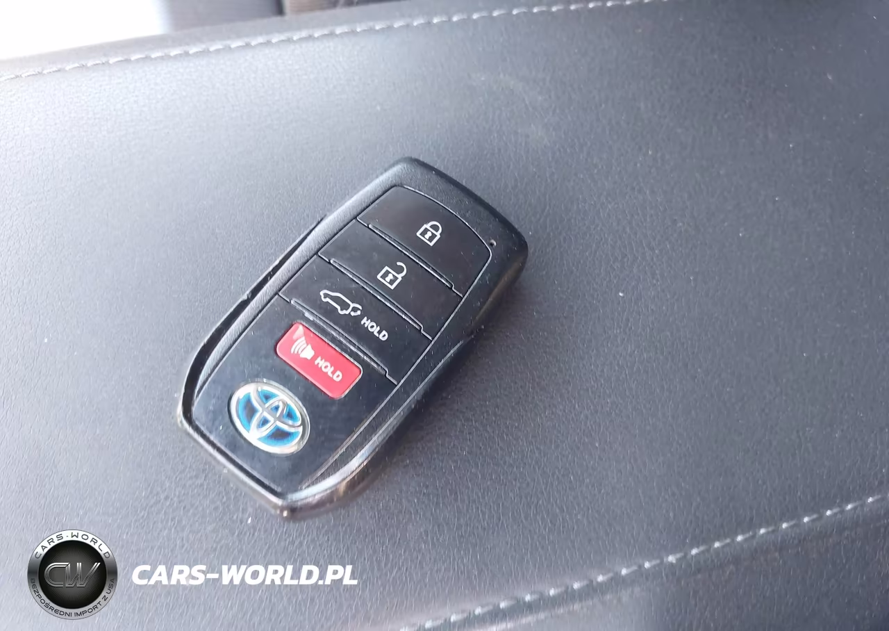 2021 Toyota Venza Le VIN:JTEAAAAH2MJ032472 - 11