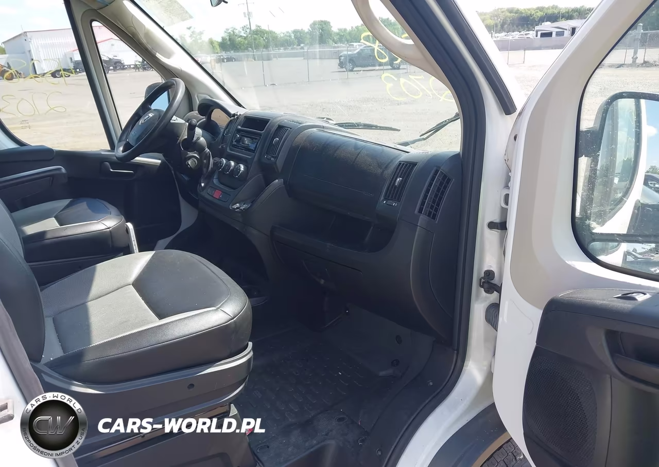 2017 Ram Promaster 1500 Low Roof 136 Wb VIN:3C6TRVAG4HE545785 - 5