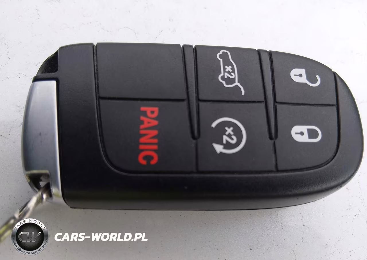 2020 Jeep Grand Cherokee Laredo E 4X4 VIN:1C4RJFAGXLC153443 - 11