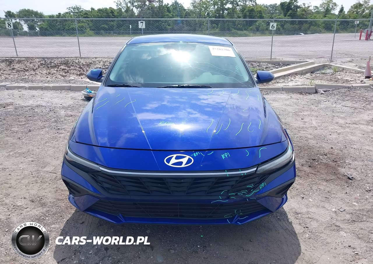 2024 Hyundai Elantra Hybrid Blue VIN:KMHLM4DJ9RU102457 - 12