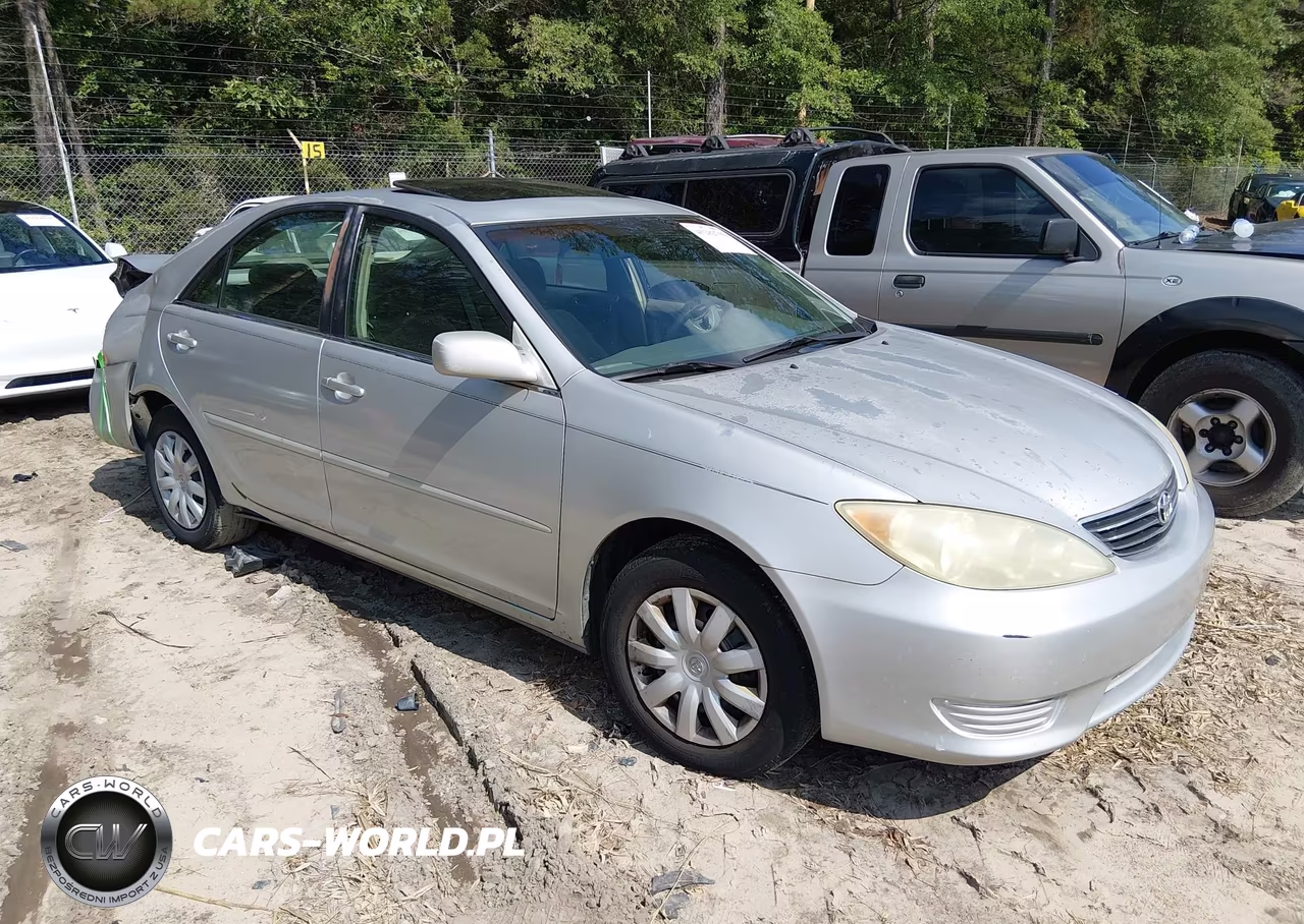 2005 Toyota Camry Le