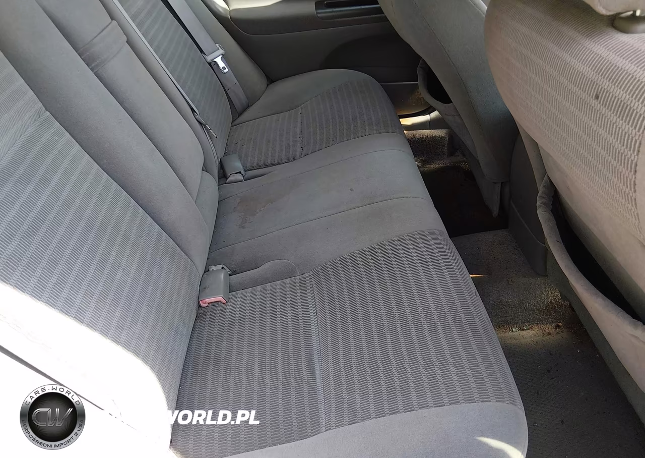 2005 Toyota Camry Le VIN:4T1BE32K55U992416 - 8