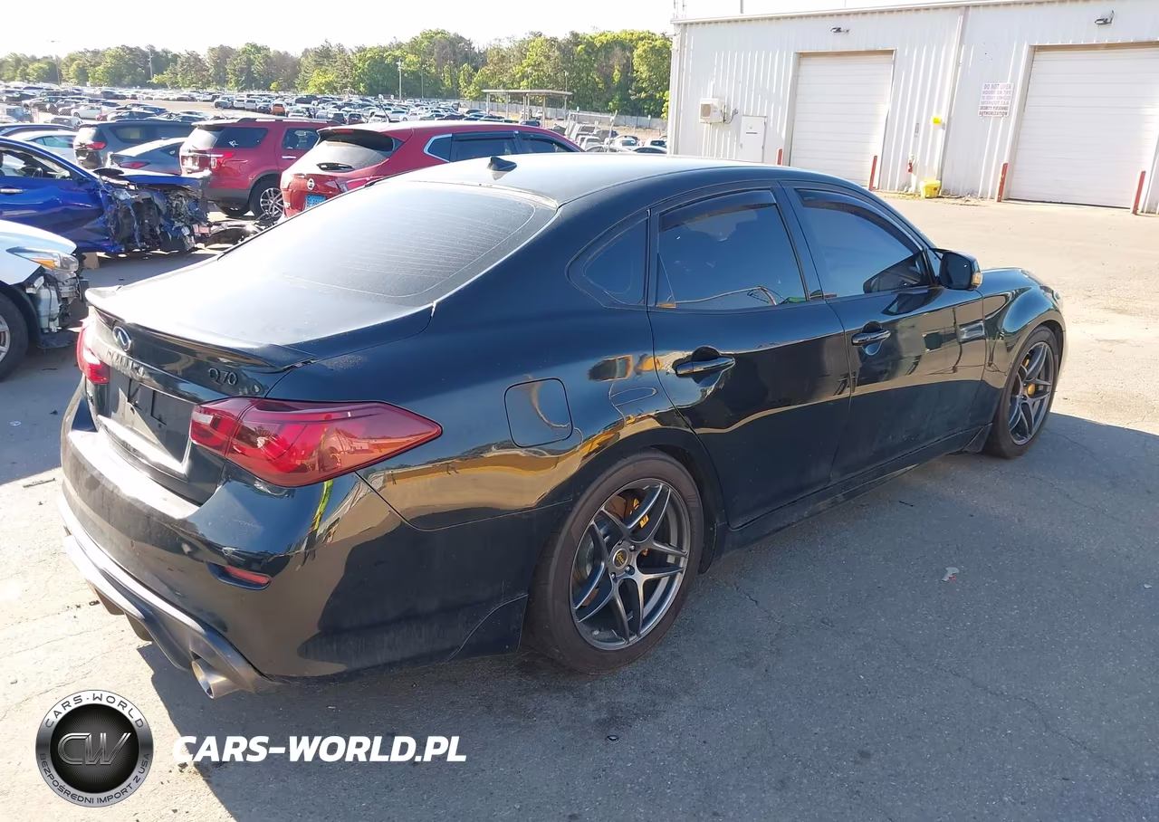 2015 Infiniti Q70 3.7X VIN:JN1BY1AR3FM561141 - 4