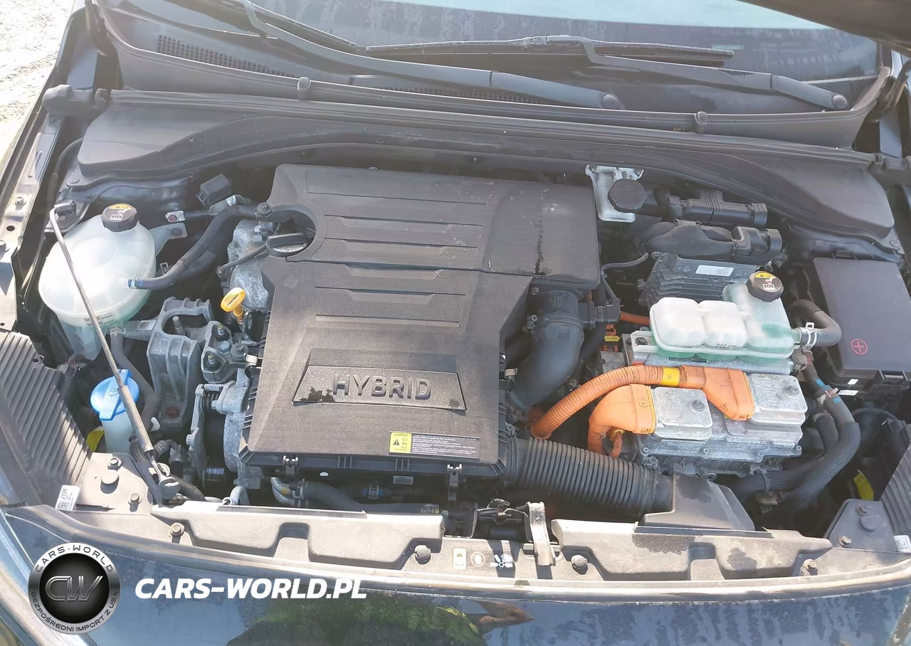 2018 Hyundai Ioniq Hybrid Limited VIN:KMHC85LC6JU083674 - 10
