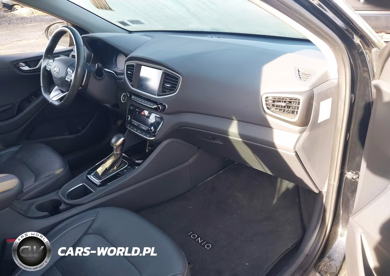 2018 Hyundai Ioniq Hybrid Limited VIN:KMHC85LC6JU083674 - 5