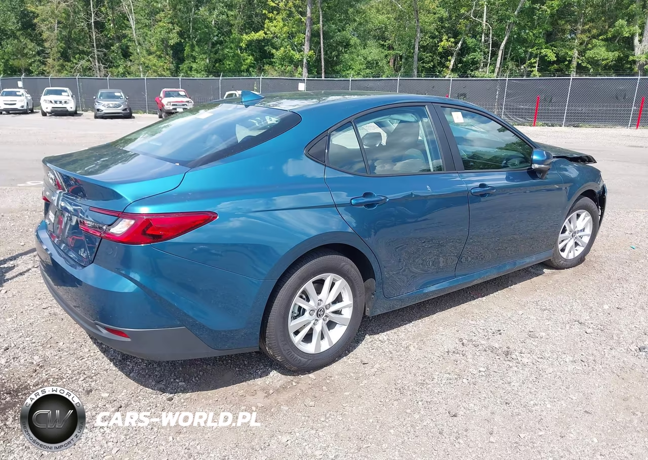 2025 Toyota Camry Le VIN:4T1DAACK7SU186998 - 4