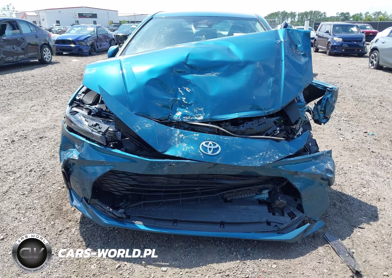 2025 Toyota Camry Le VIN:4T1DAACK7SU186998 - 6