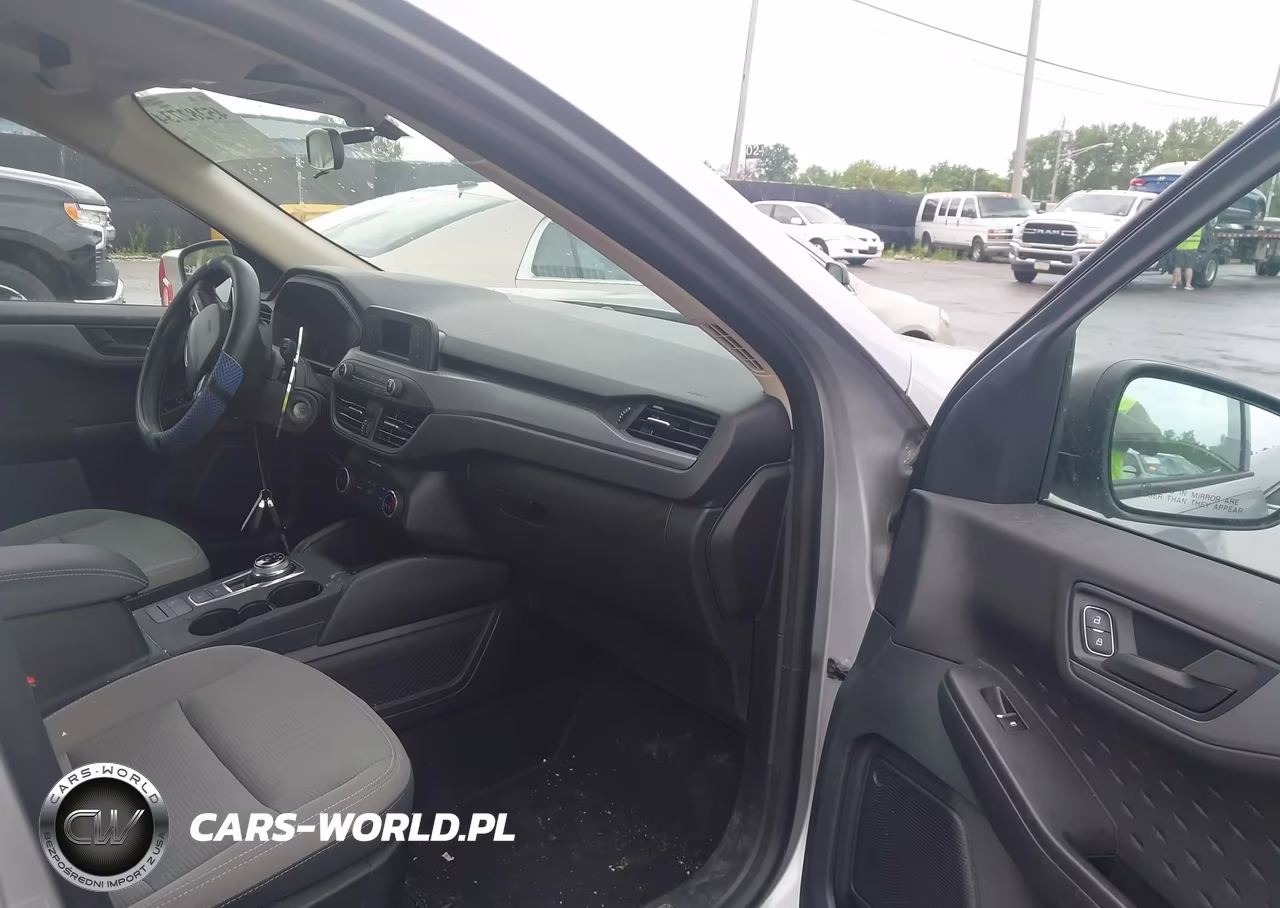 2020 Ford Escape S VIN:1FMCU0F68LUB97652 - 5