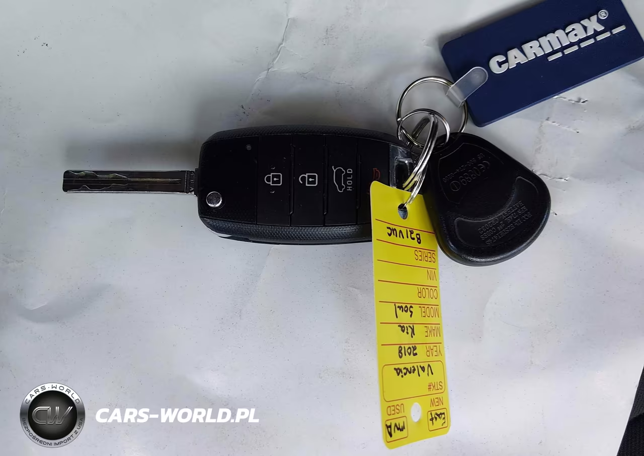 2018 Kia Soul VIN:KNDJN2A28J7589857 - 11